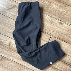 Lululemon leggings with pockets